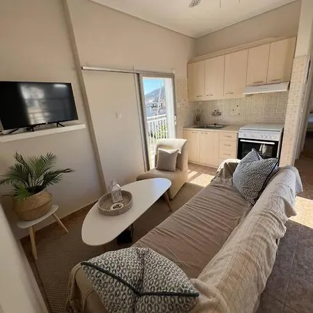 Charming Penthouse * Loutraki (Corinthia)